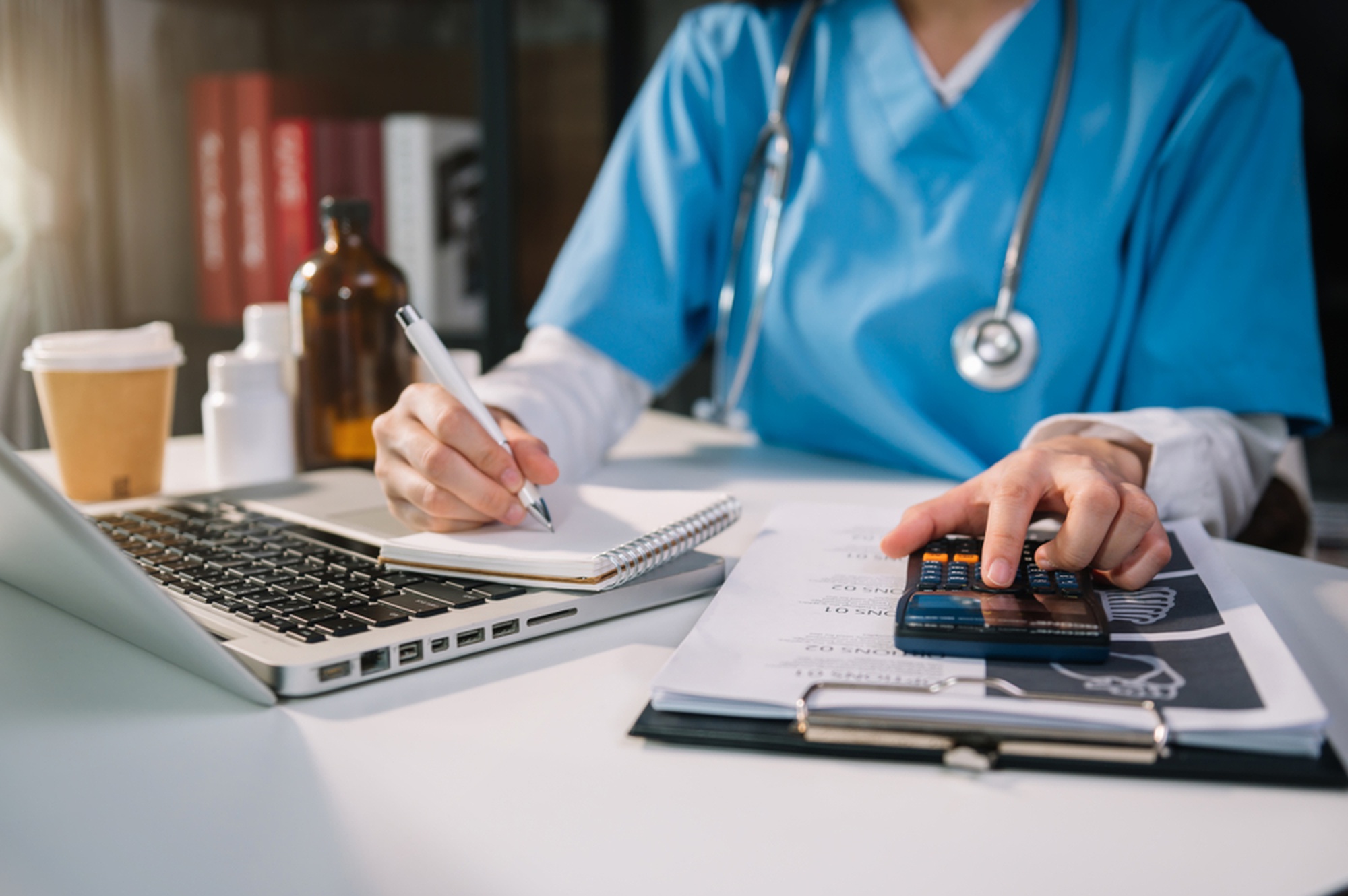 How Remote Billing Roles in Internal Medicine and Family Practice Enable Freedom to Travel